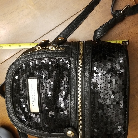 Marc New York Andrew Marc small black bookbag - Picture 14 of 16